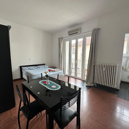 Apartment For Work And Leisure Milánó Kültér fotó